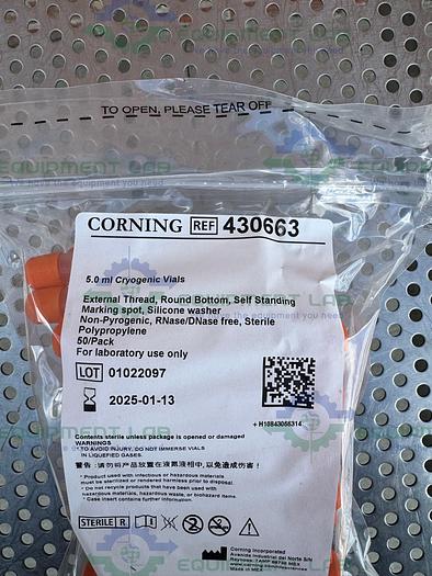 Case of 400 - Corning  430663 External Threaded Polypropylene Cryogenic Vial 5 mL