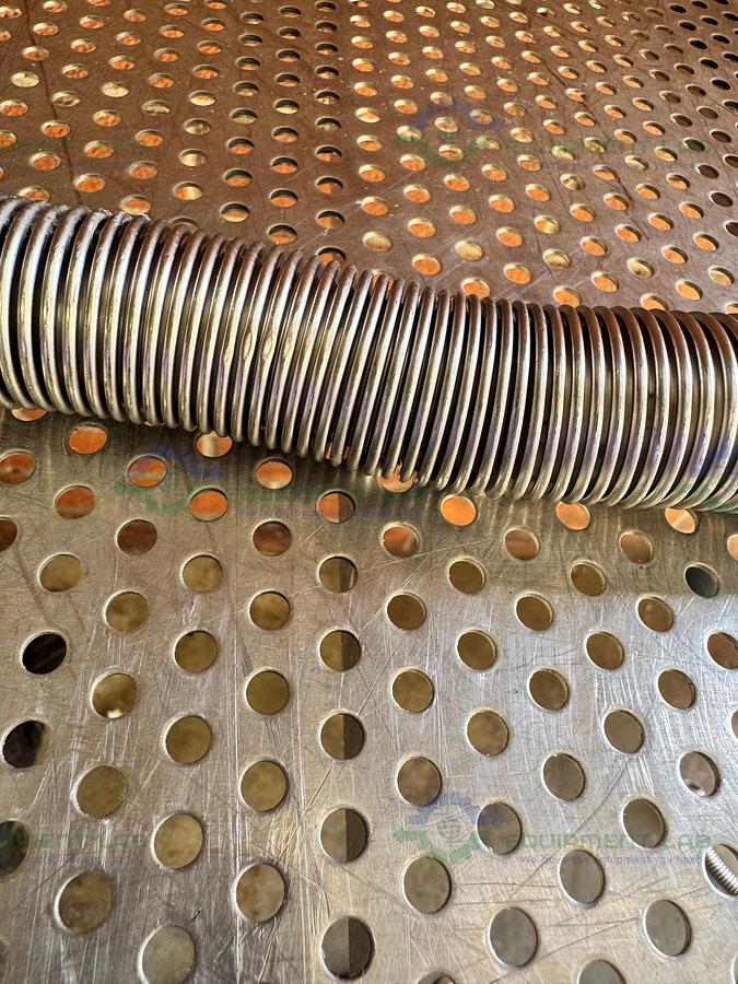 Used Stainless Steel Bellows Flexible Vacuum Hose 19" w/ KF 25 Fitting