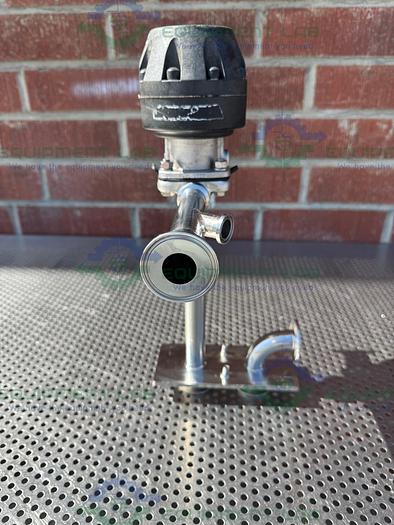 Used ITT Pure Flo Advantage 6 -Way Diaphragm Valve w/  1"  Sanitary Fitting