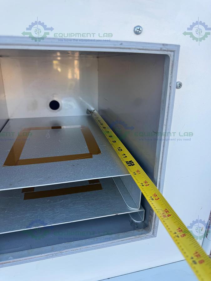 Used Lindberg / Blue M VO914A Vacuum Oven 6° to 260°C, 0.65 cu. ft.