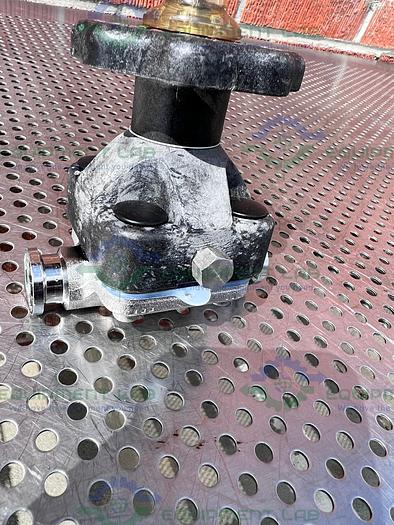 Used ITT Pure Flo  .75-F-419-6-4-TM-CWP150 Diaphragm Valve w/ 3/4" Sanitary Fitting