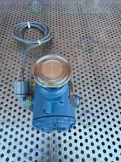 Used Rosemount 2090FG2S2DE1Q4 Pressure Transmitter 0 to 150 PSI w/ 2" Fitting