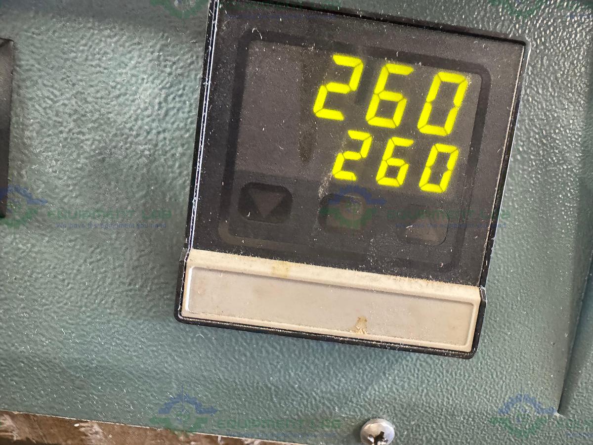 Used Lindberg / Blue M VO914A Vacuum Oven 6° to 260°C, 0.65 cu. ft.