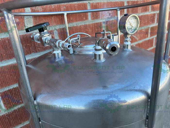 Used Alloy Products  120 Liter Stainless Steel Pressure Vessel 100 PSI