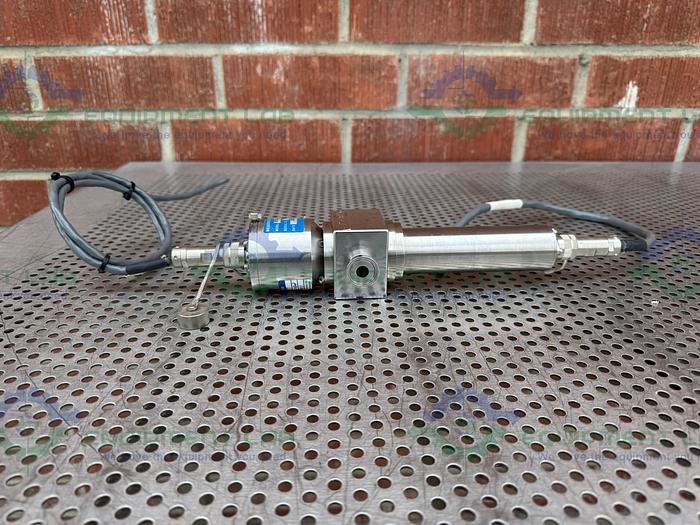 Used Endress+Hauser OUA260-CA1C08B1A3A NSNP w/ Wedgewood ECAL-H-NN--- EasyCal