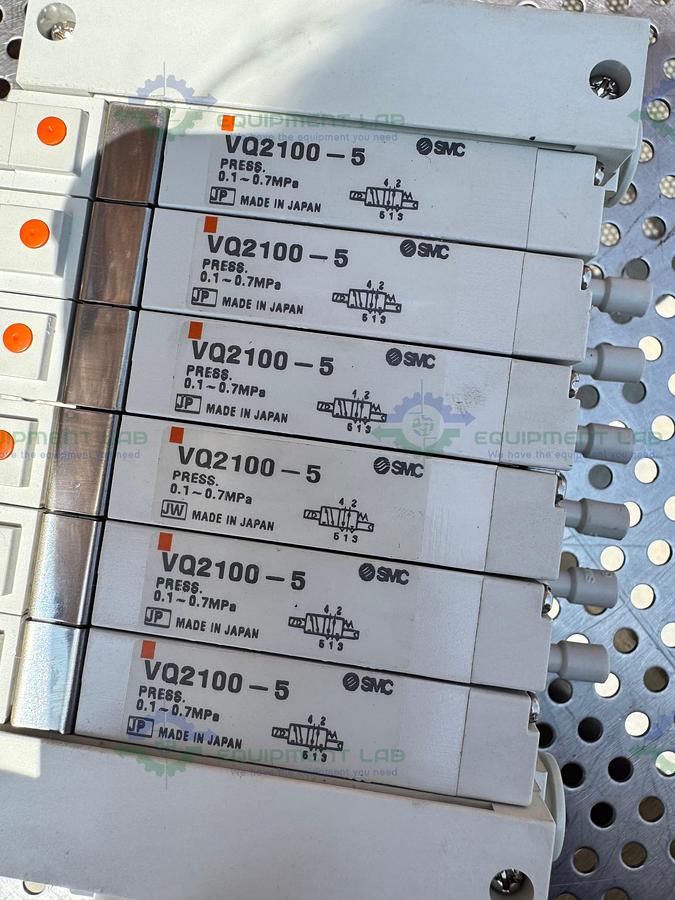 Used Lot of 6 - SMC VQ2100-5 Solenoid Valve Manifold 0.1-0.7 MPa