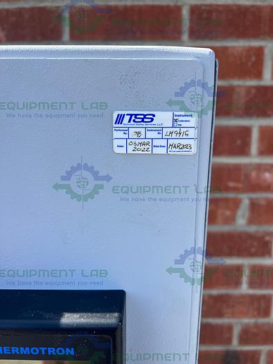 Used Thermotron  CDS-5 Cytogenetic Environmental Chamber 20ºC - 40ºC, 25% RH to 75% RH