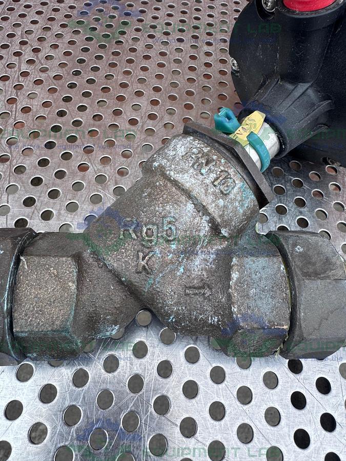 Used Gemu 554/25/D195 Pneumatic Angle Seat Globe Valve w/ 1" Compression Fitting