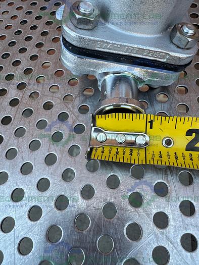 Used ITT Pure Flo .75-316L-RA20MAX-CWP200 Diaphragm Valve w/ 3/4" Sanitary Fitting