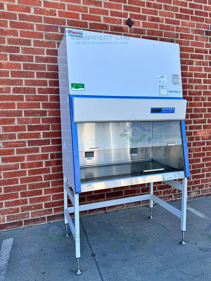 Used Thermo 1375 Biosafety Cabinet 1300 Series Class II Type A2 4 Ft