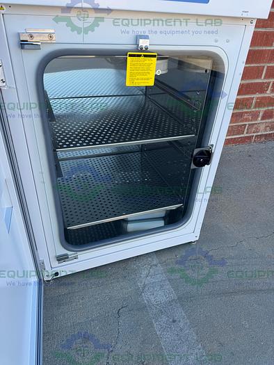 Used Thermo Forma 310 Stackable Direct Head CO2 Incubator 6.5 Cu.Ft, 50°C MFG 22