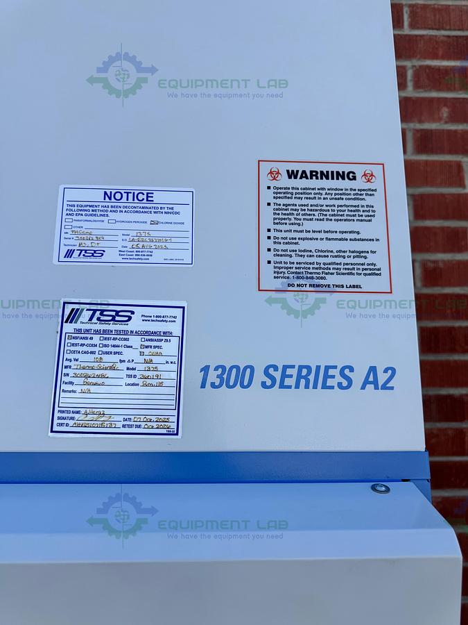 Used Thermo 1375 Biosafety Cabinet 1300 Series Class II Type A2 4 Ft