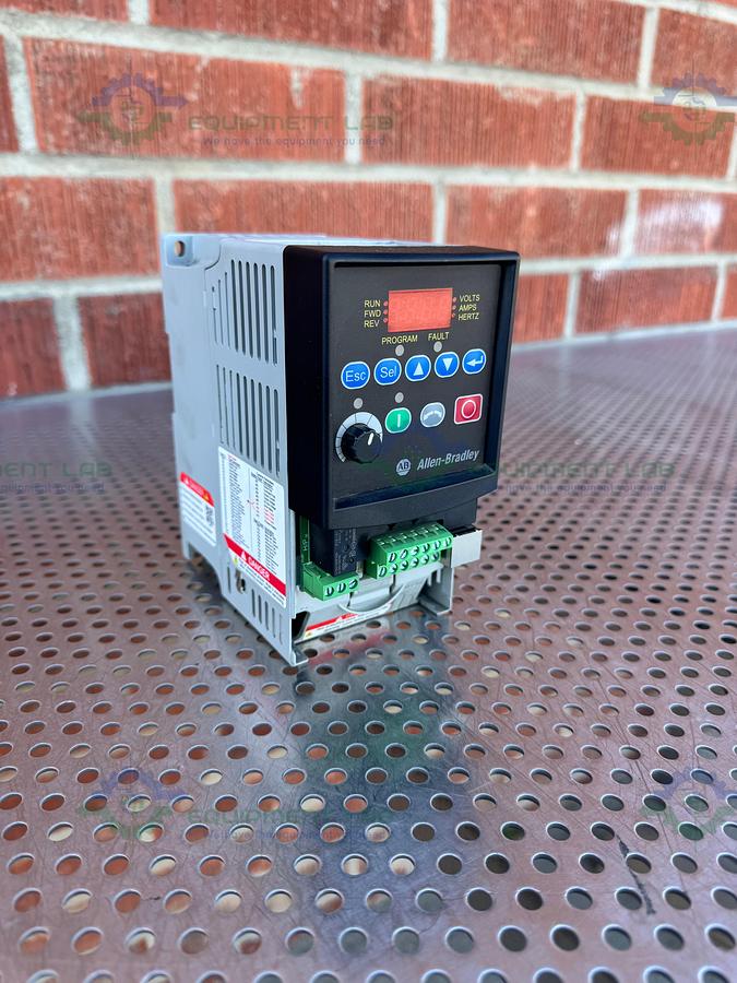 Used Allen Bradley Powerflex 4 22A-D1P4N104  Series A AC Drive 0.5 HP