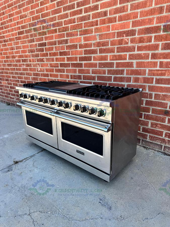 Used Viking VDR5606GQSS 60" Stainless Steel Dual Fuel Range w/ Grill and Griddle