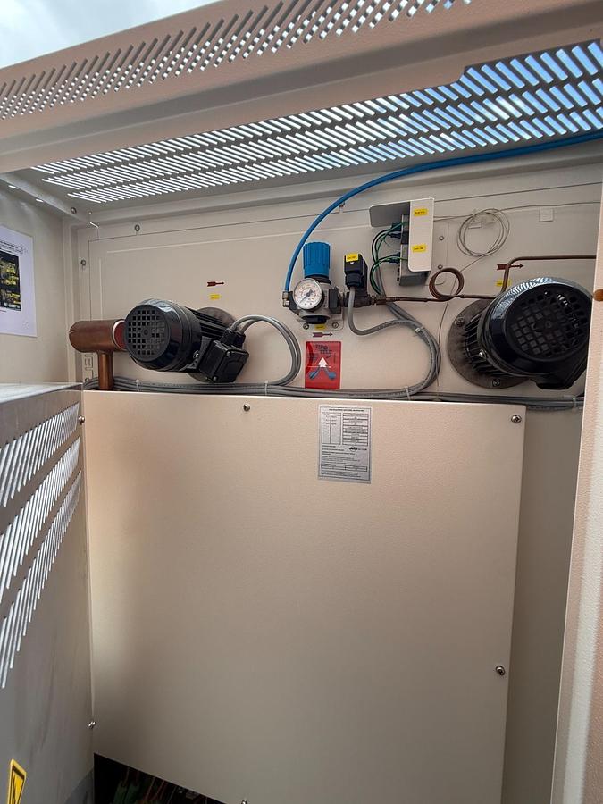 Used Weiss Technik Endurance ENDH1500/70 Environmental Chamber +180C to -70C Humidity