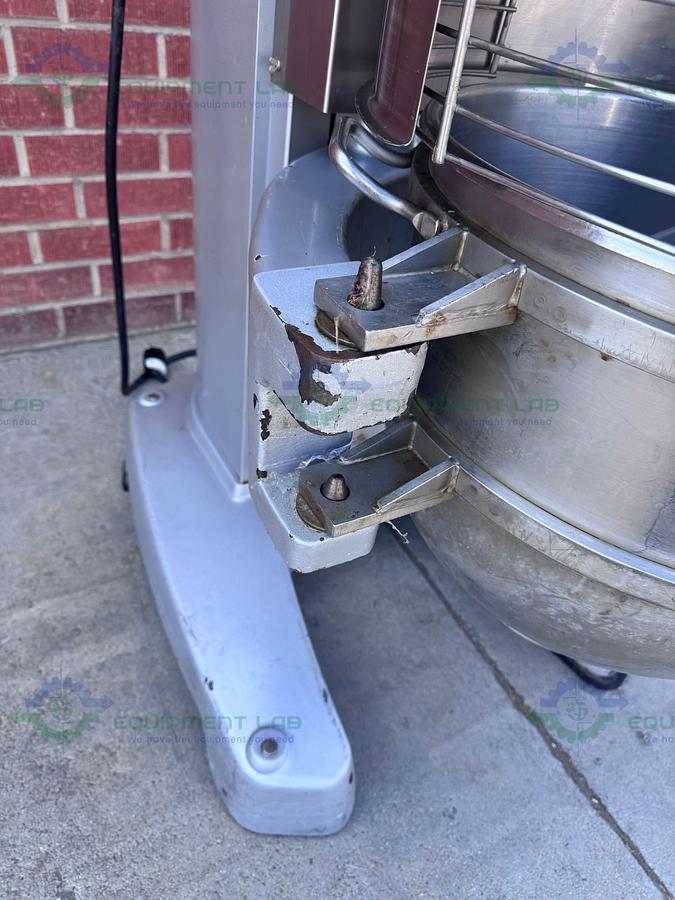 Used Hobart HL800 Legacy 80 Quart Planetary Mixer w/ Bowl Truck 3 HP , 2 PH