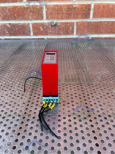 Used PR Electronics 2231 Trip Amplifier 24V w/ Releco S3-B Relay Socket