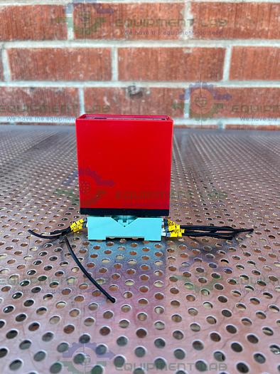 Used PR Electronics 2231 Trip Amplifier 24V w/ Releco S3-B Relay Socket