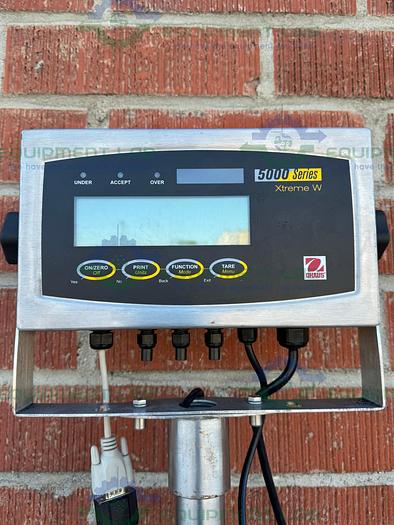 Used Ohaus Defender  5000 Series Xtreme W 500 Lbs SS Scale w/ 24" x 24" Platform