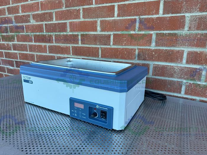 Used Fisher Scientific  Isotemp 220 Digital Temp Control Water Bath Ambient to 100°C