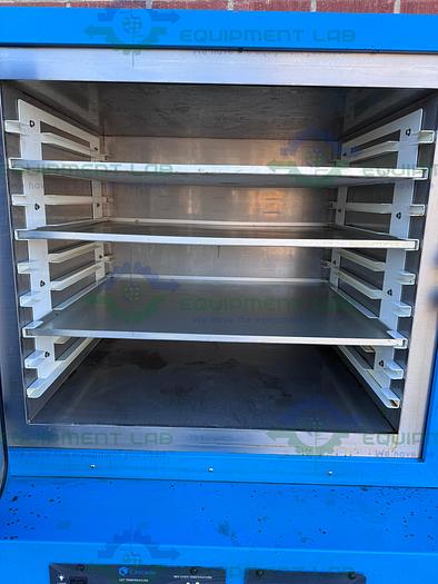 Used Cascade CVO-10 Vacuum Oven on Stand 160°C, 9 Cu. Ft. , 230V