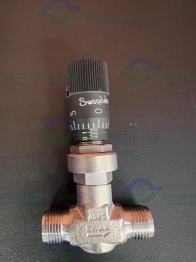 Used Swagelok  SS-4L-MH Stainless Steel High Flow Metering Valve 1/4" Tube Fitting