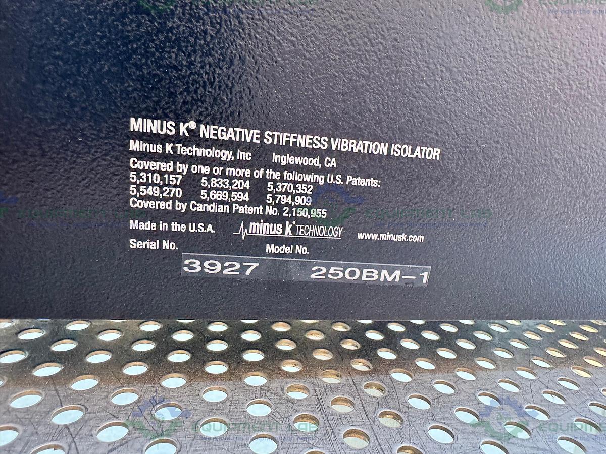 Used Minus K Technology 250BM-1 Bench-Top Negative Stiffness Vibration Isolator