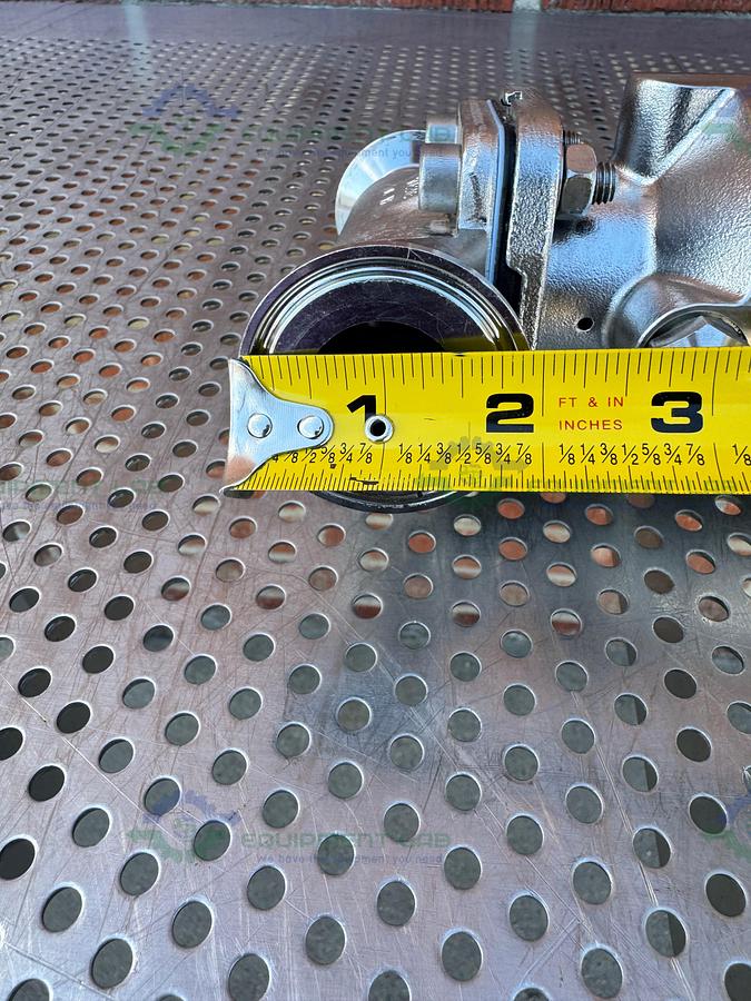 Used Gemu 9650 Stainless Steel Pneumatic Diaphragm Valve with/ 1" Sanitary Fitting