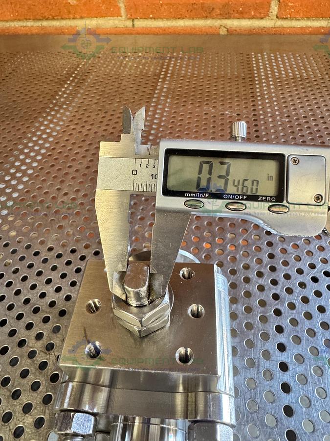Used Unknown Brand Stainless Steel Ball Valve w/ KF40 Vacuum Fitting