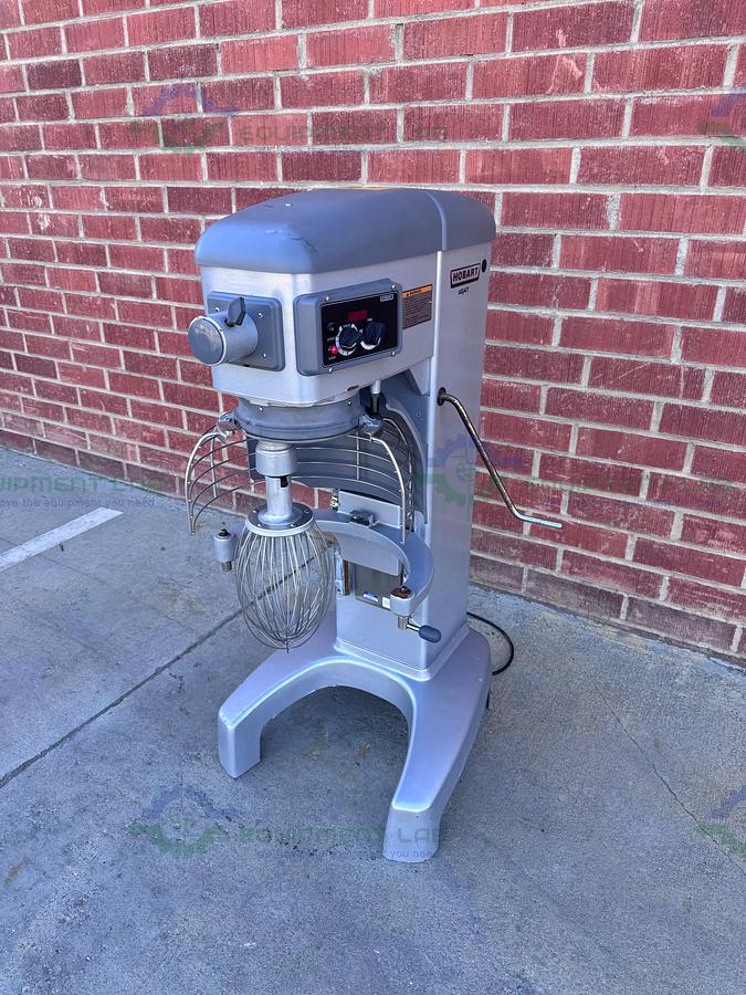 Used Hobart Legacy HL300 Planetary Floor Mixer 30 Qt, 3/4 HP, 120V