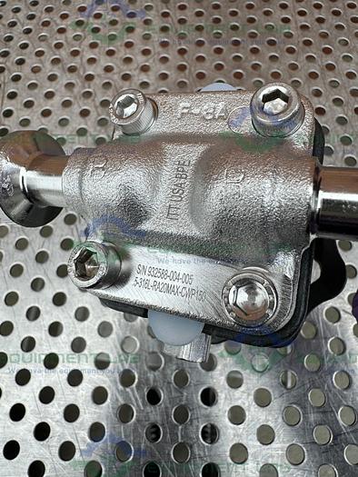 Used ITT Pure Flo .5-316L-RA20MAX-CWP150  Diaphragm Valve w/ 1/2" Sanitary Fitting