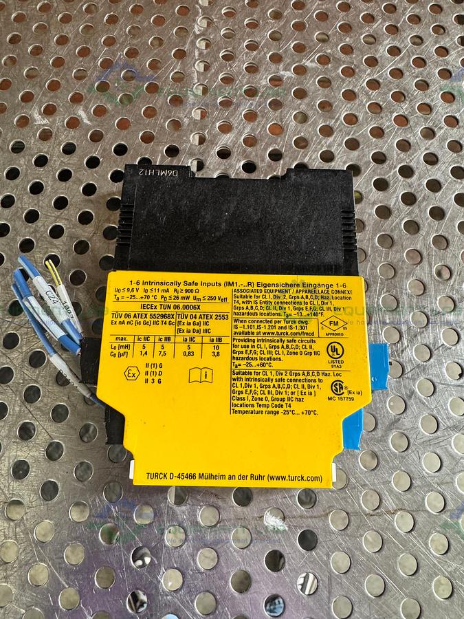 Used Turck IM1-121EX-R Isolating Switching Amplifier