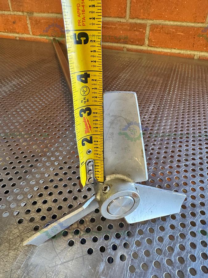 Used Unknown Stainless Steel Impeller Shaft / Mixing Rod 39" Height x 1"