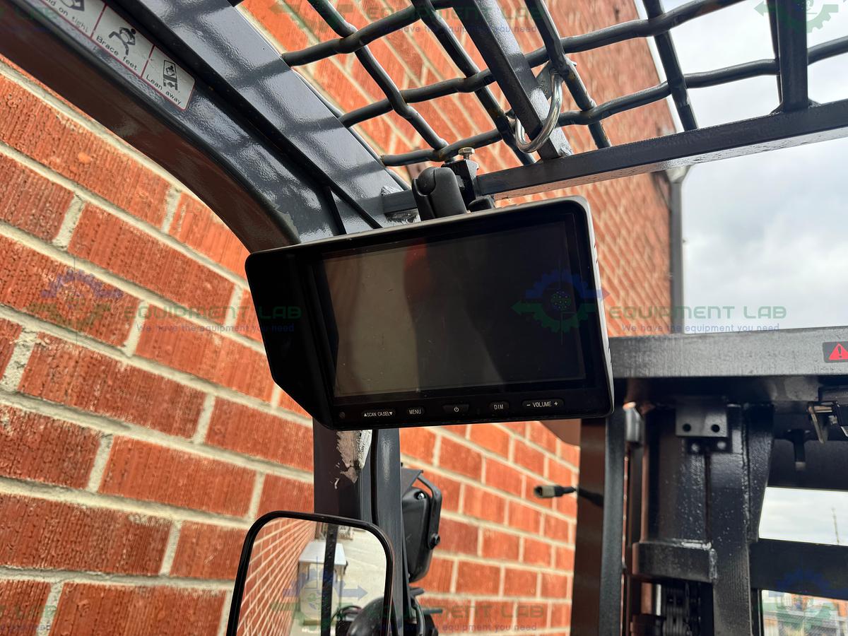 Used Toyota 8FBCU25 Electric Forklift  5000 lbs Capacity 4 Stage Mast w/ Charger