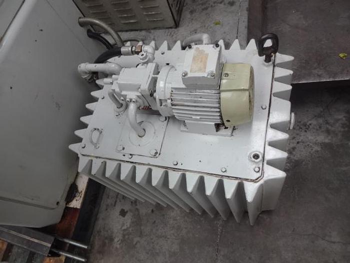 Utilisé Rectifieuse plane P.L.T.H