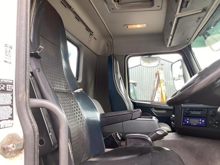 Used 2011 Volvo FM420 8x4 Steel Tipper