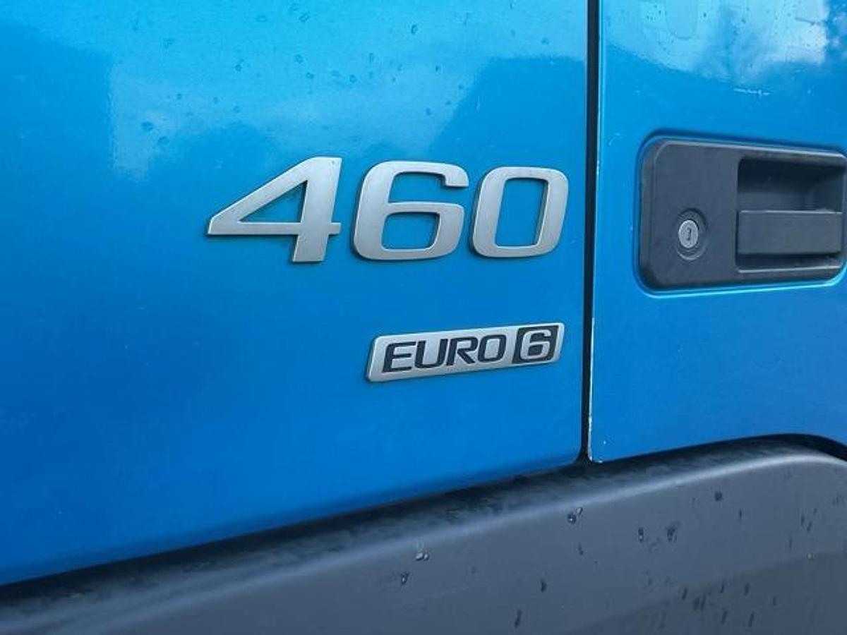 Used 2016 Volvo FMX460 6x2 Tag Axle