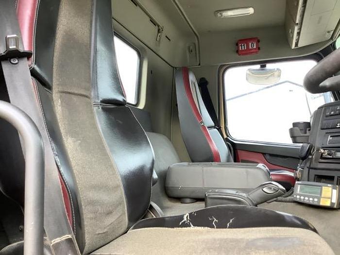 Used 2014 Volvo FMX410 8x4  Steel Tipper