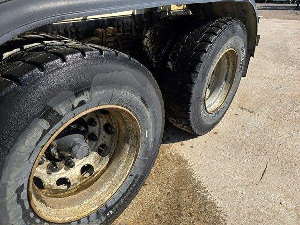 Used 2016 (16) Scania P320 6x4 Cocrete Mixer