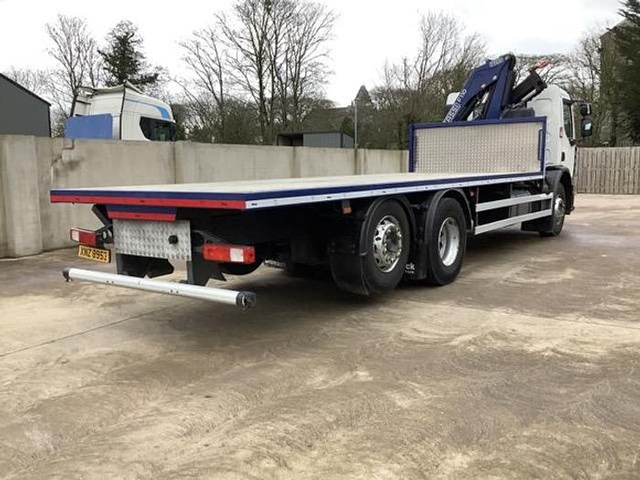 Used 2018 Renault C320 6x2 Flabed with Crane