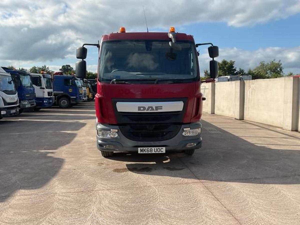 Used 2018 (68) DAF LF180 4x2 14T Flatbed