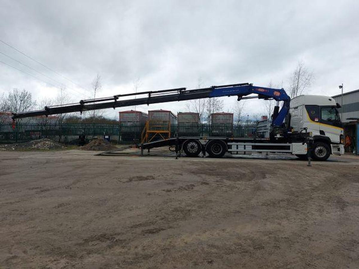 Used 2015 Renault C460 6x2 Rearlift Beavertail