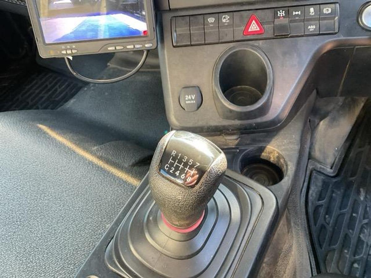 Used 2016 Mercedes Arocs 1827 4x2 18T Tipper