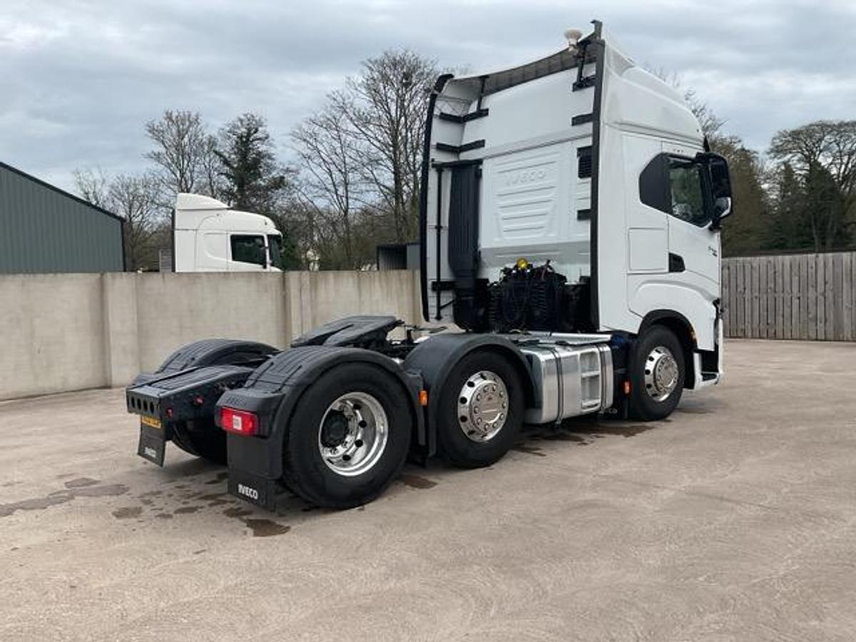 Used 2022 Iveco  S Way 530 6x2 Unit