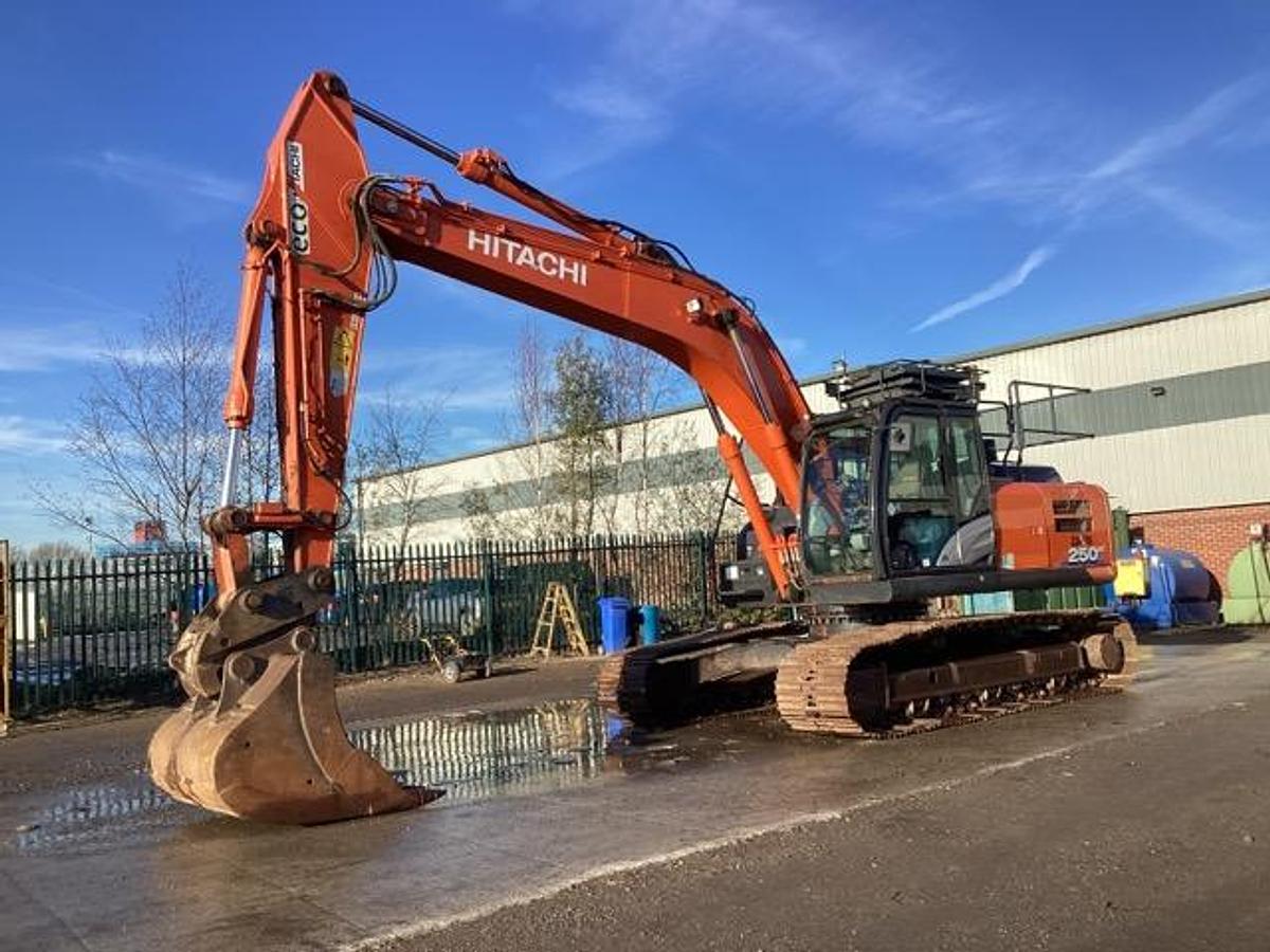 Used 2019 Hitachi ZX250LC-6 Tracked Excavator