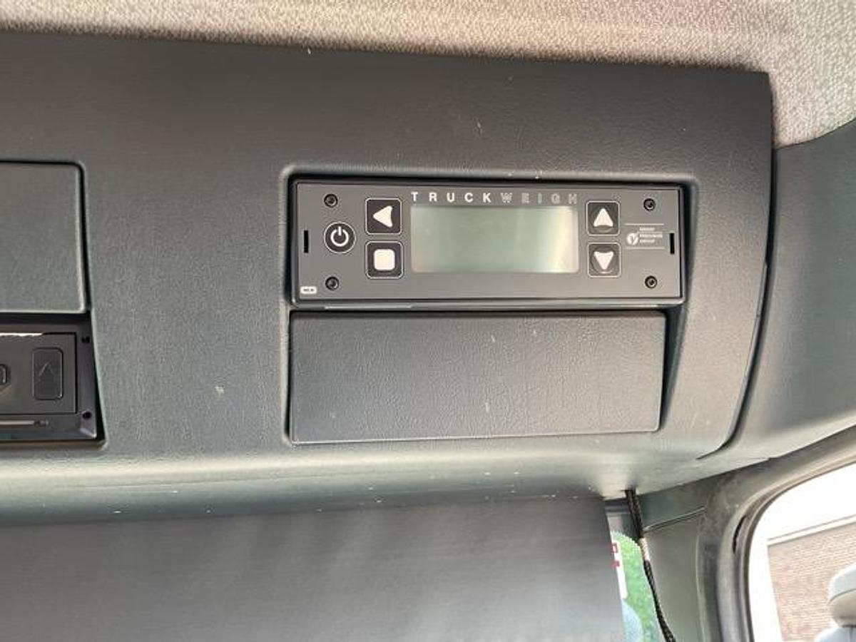 Used 2016 MAN TGS26.320 6x2 Flatbed Crane Lorry