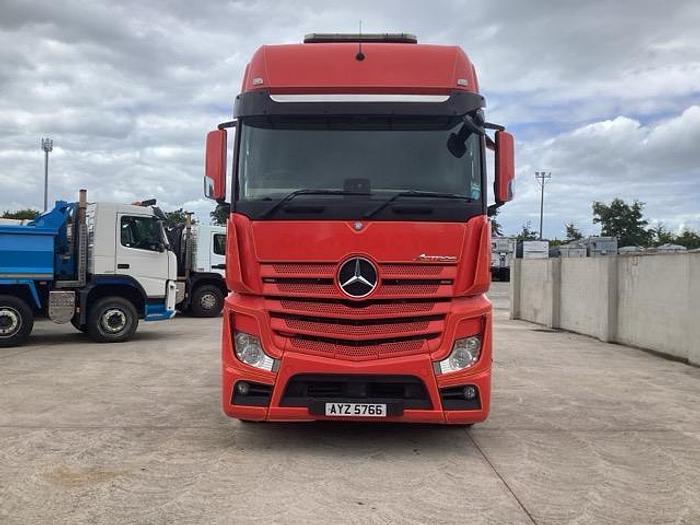 Used 2016 Mercedes Actros 2551 6x2 Unit