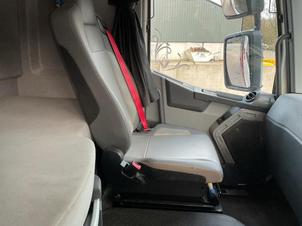 Used 2017 Renault C430 8x4 Tipper