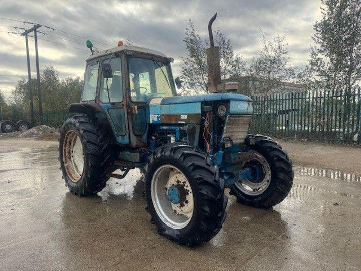 Used Ford 8210 4WD Tractor