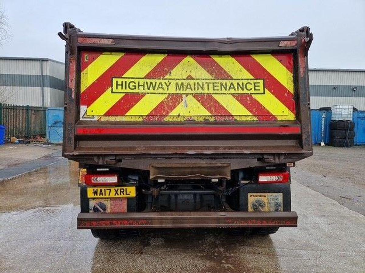 Used 2017 (17) Volvo FMX420 8x4 Steel Tipper